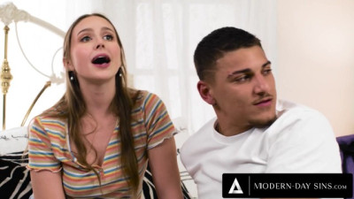 Sneaky Teen Gets Down and Dirty With Study Buddies