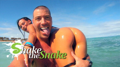 Vacation Vibes: Horny Milf's Unforgettable Beachside Romp