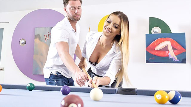 Greedy REALTOR Gets Her Way with Naughty Closing Deal - Full XXX Movies | ePornHIT.