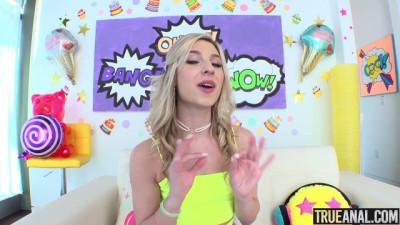 Horny Cheerleader Craves Intense Anal Action!
