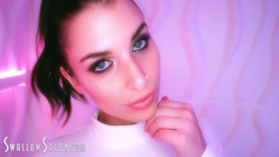 Naughty Vixens Master the Art of Sloppy Deep Throat Blowjobs