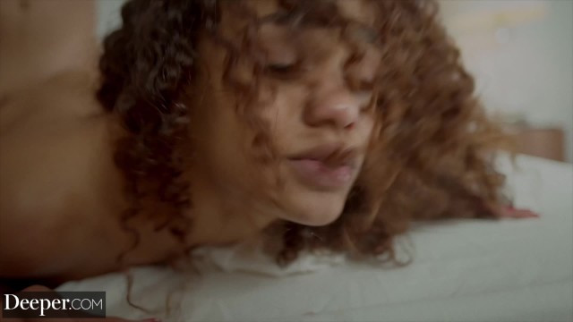Dive Deep: Exploring Scarlit's Iconic Naughty Moments - Full XXX Movies | ePornHIT.