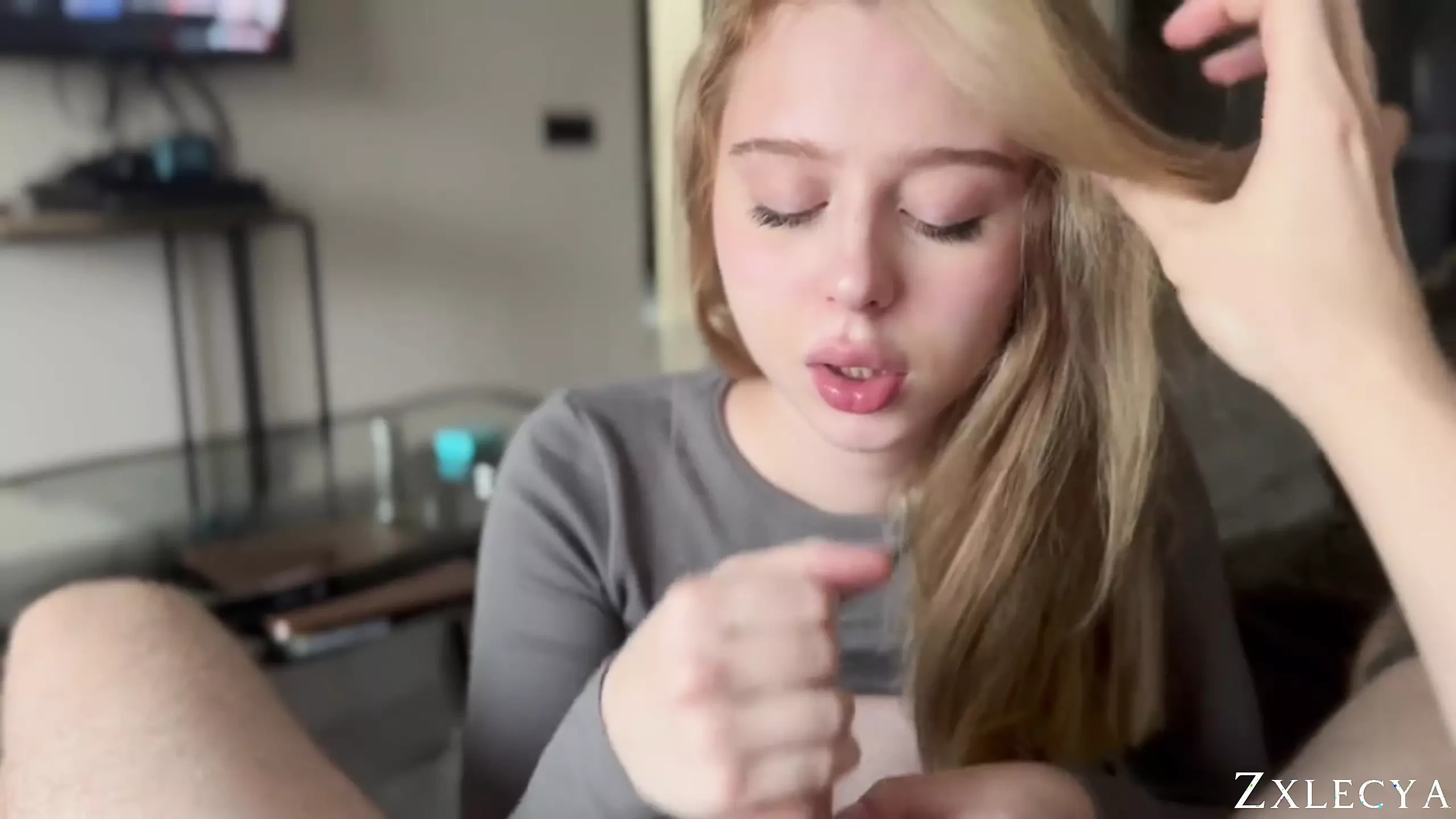 Mind-Blowing Blowjob Turns Into an Intense Fuck Session - Full XXX Movies | ePornHIT.