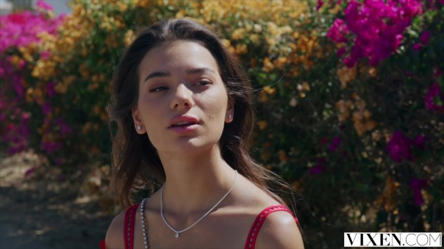 Fiance Takes a Backseat as Eva Gets Naughty - Full XXX Movies | ePornHIT.