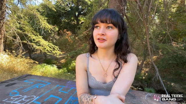 Bubble Butt Teen's Raw and Racy Casting Adventure - Full XXX Movies | ePornHIT.